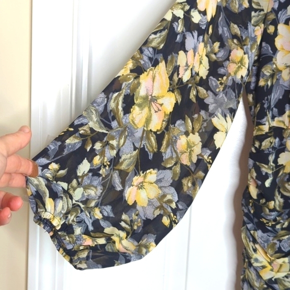 FATE Dark Floral Ruched Bodycon Mini Dress Ruffle Mock Neck Rear Zipper S - Picture 6 of 13